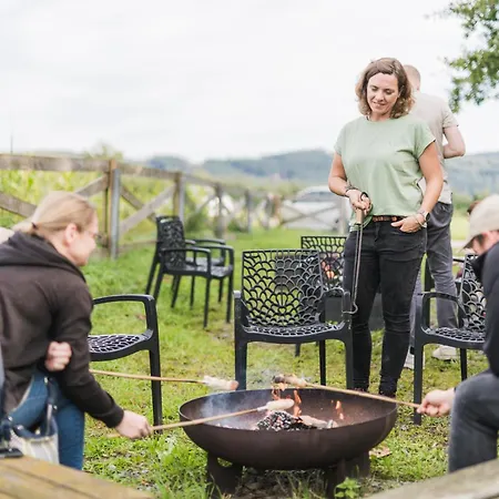 Semesterbostad Hof Koehne - Landvergnuegen Rechts *